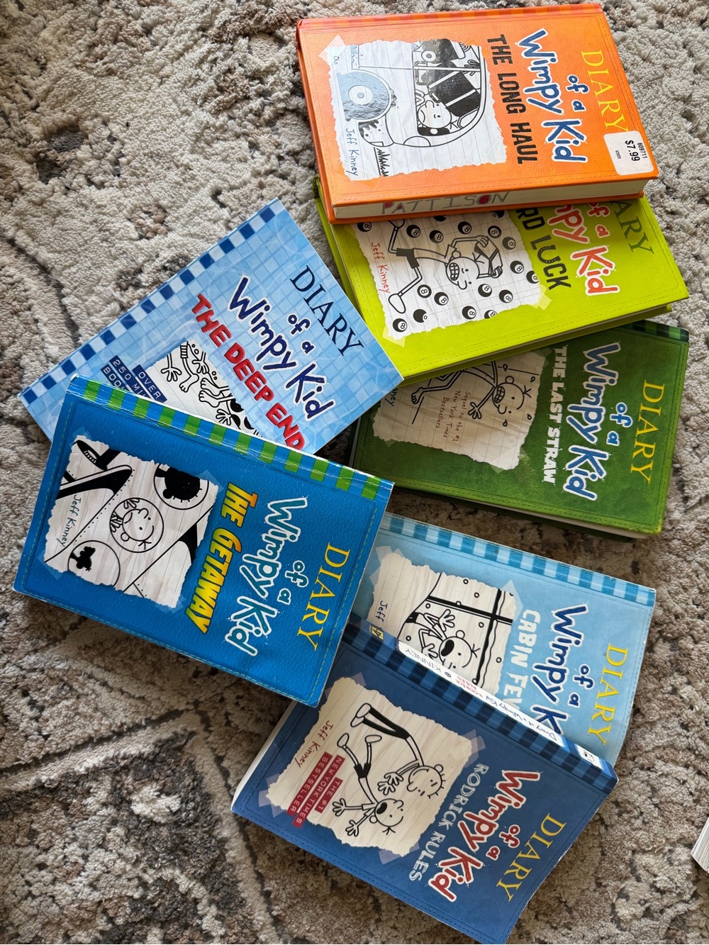 Diary of a Wimpy Kid Book Bundle- 7 books